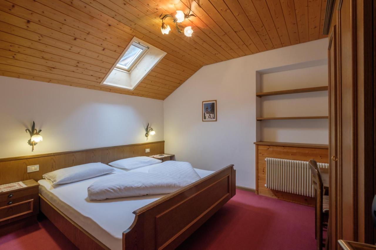 Gasthof Loewen Nova Levante Extérieur photo