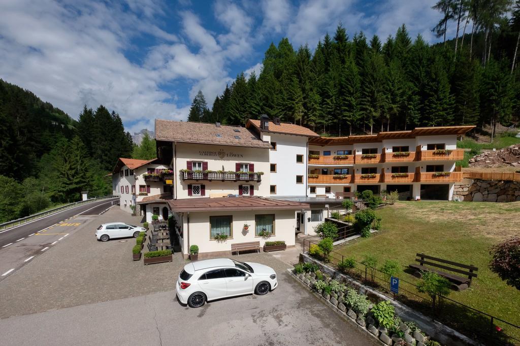 Gasthof Loewen Nova Levante Extérieur photo